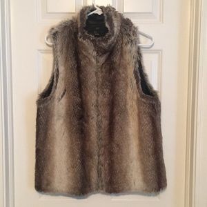 Fur vest